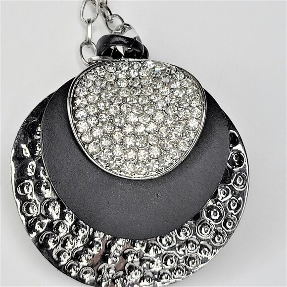 Round Crystal and Black Pendant Necklace - Picture 2 of 11
